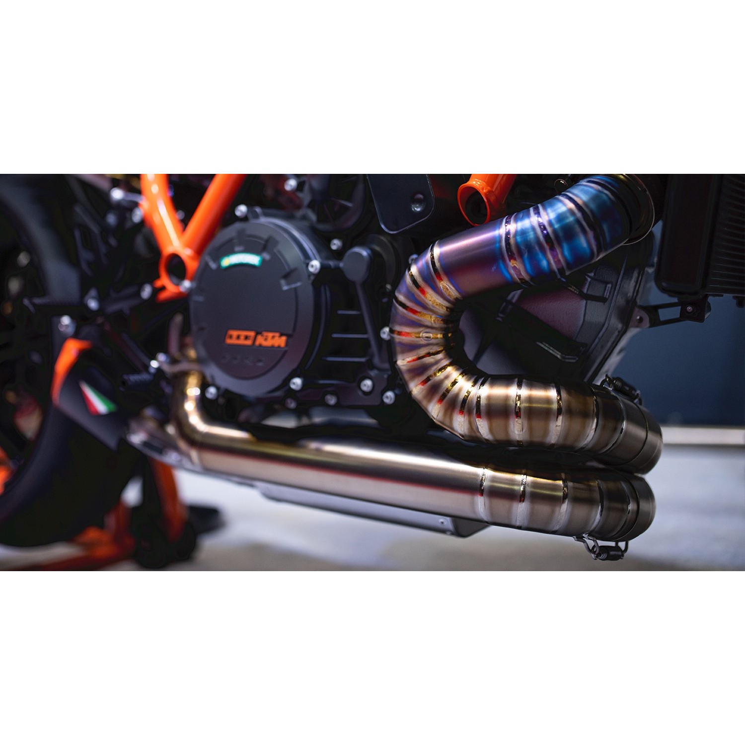 2020-2025 SDR1290 RS2 Exhaust 画像 12